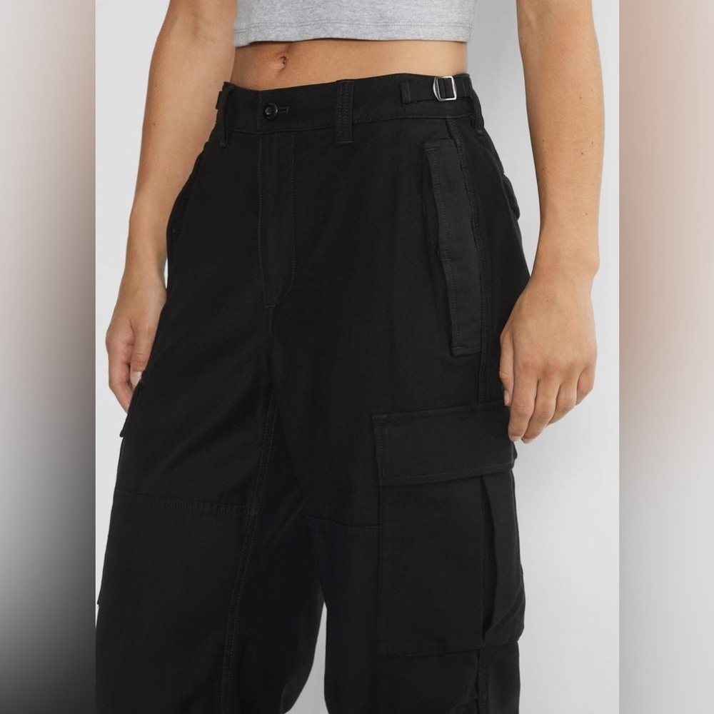 Aritzia TNA Supply Cargo Pant - Picture 6 of 15